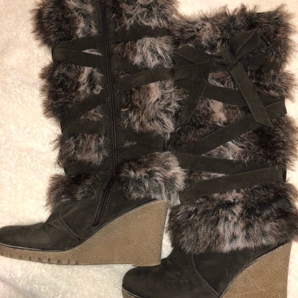 Fur Boots - Picture 3 of 3